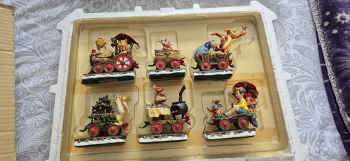 Danbury mint disney - mint,