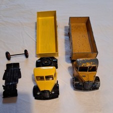 Dinky Toys - Unboxed - 2 x 521
