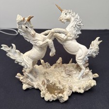 Fables Unicorn Figurines - CONFLICT.     (B39)