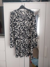 primark dress never worn  size 14