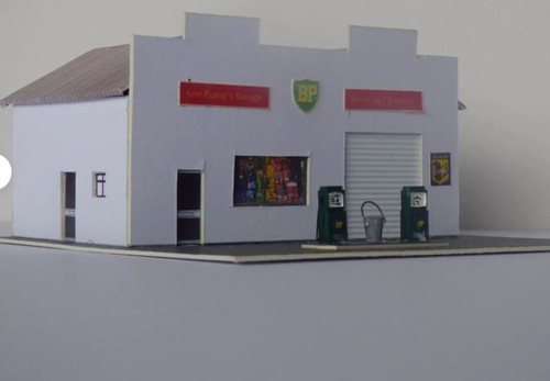 Scale 1960 style petrol - oo,