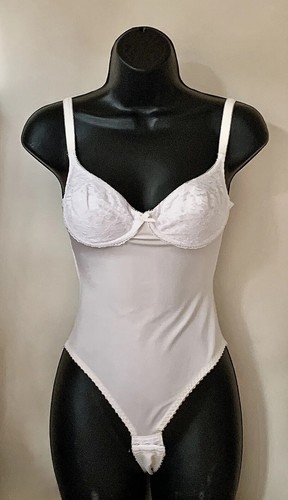 Frillys vintage off white - frillys,
