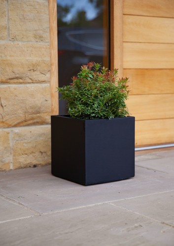 24cm black smooth urban box - 24cm,