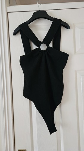 Black ribbed ring - o-ring, halter