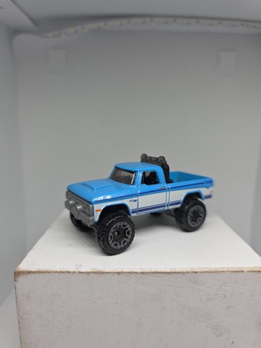 Hot wheels dodge - hot,