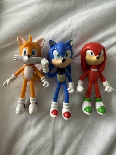Sonic the hedgehog action - sonic,