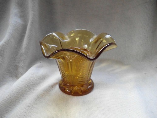 Amber glass flared - glass, trumper