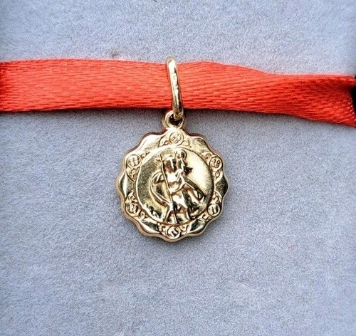 Solid 9ct yellow gold - gold, st