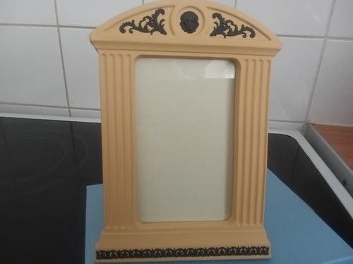Superb wedgwood yellow - superb,