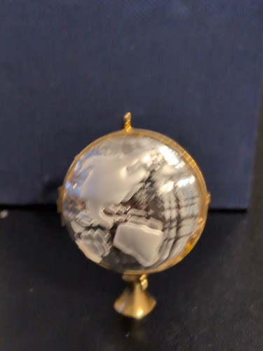 Swarovski secrets globe - swarovski,, –