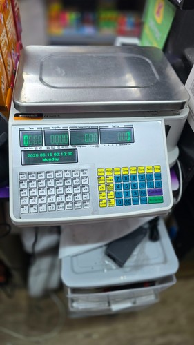 Weight scale with label - weight,