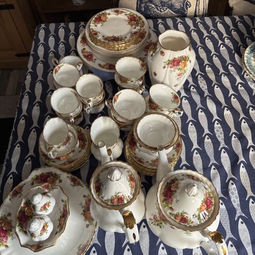 Royal albert old country roses - old,