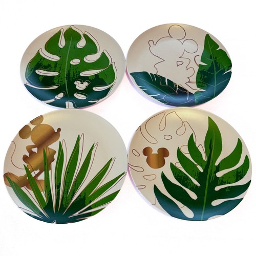 Disney dinner plates green - dinner,