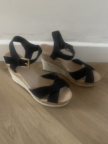Black strap flat form - f&f,