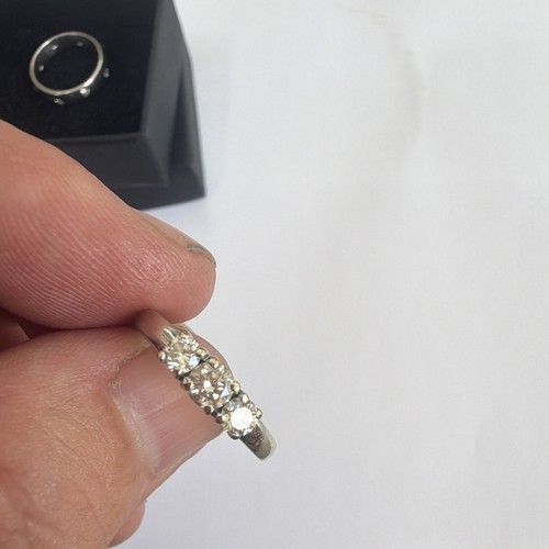 9ct white gold - 9ct,