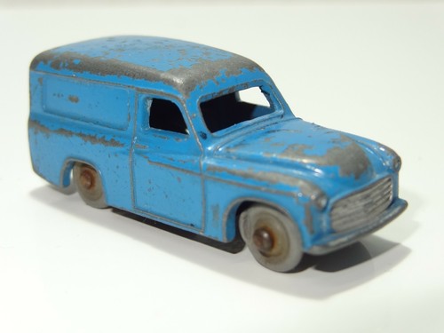 Dinky dublo 063 - commer, van