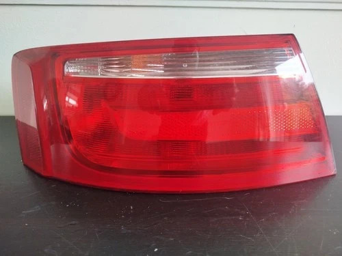 Audi rear tail light 2010 - a5,