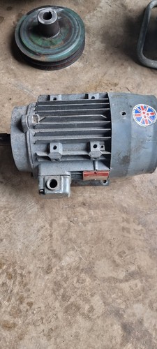 Brook crompton 3kw motor - crompton,