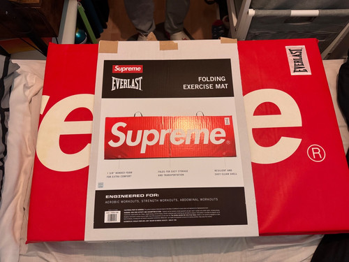Supreme everlast red - red, folding