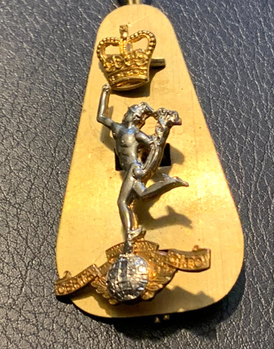 Royal corps signals cap - of,