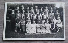 OLD RP, SCHOOL RELATED POSTCARD.  'LLANHILLETH?'. NAMED PEOPLE TO CARD BACK.