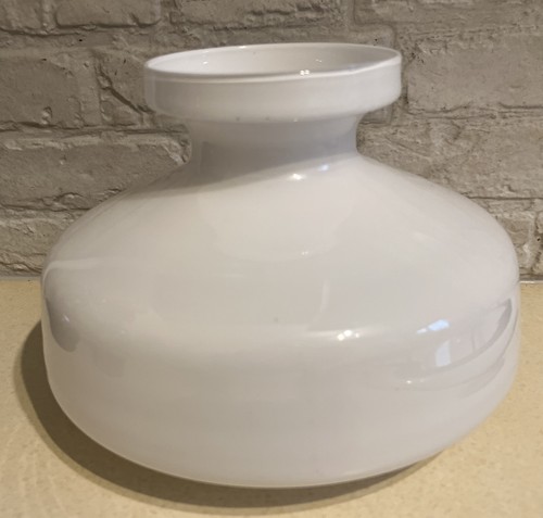 Milky white oil lamp glass - oil,