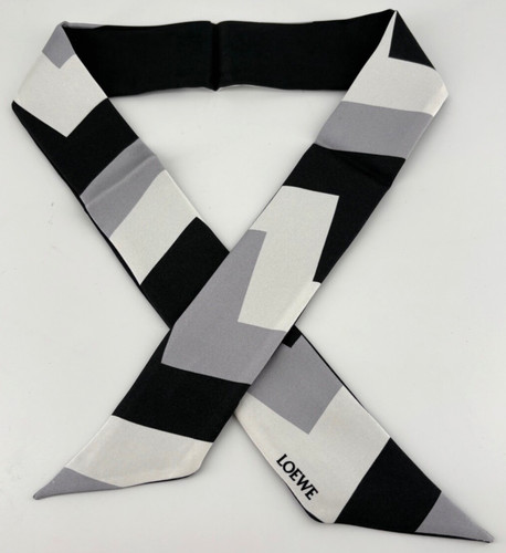 Authentic loewe skinny silk - authentic,