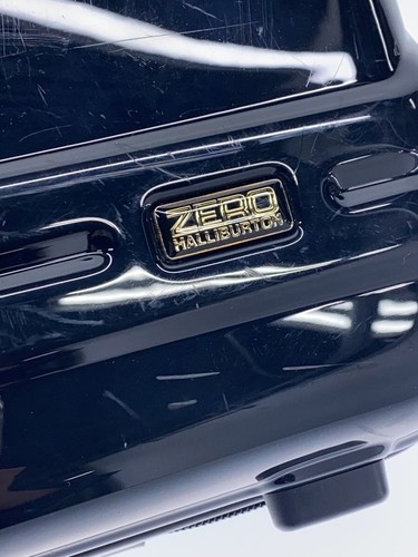 Zero halliburton black attache - halliburton,