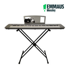 Yamaha Electronic Keyboard