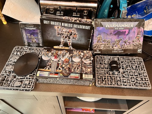 Warhammer 40k grey knights - grey,