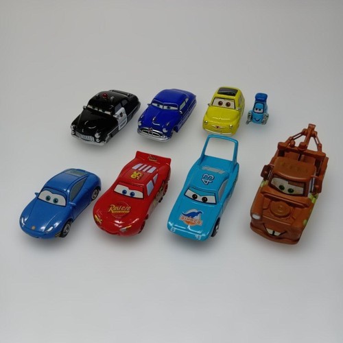 Disney cars pull back - disney,