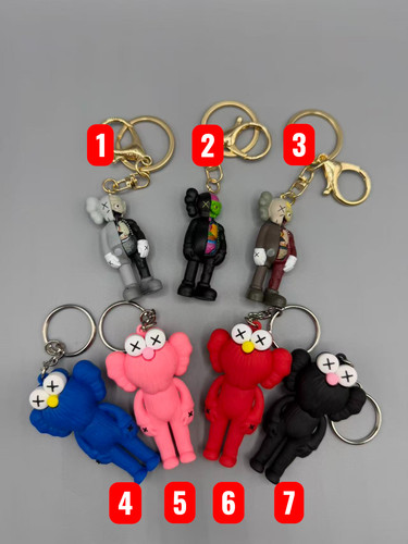 Mix kaws style keychain - mix, set