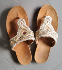 Ladies Monsoon toe post beaded