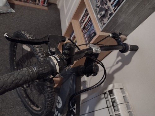 Mountain bike rated - x,