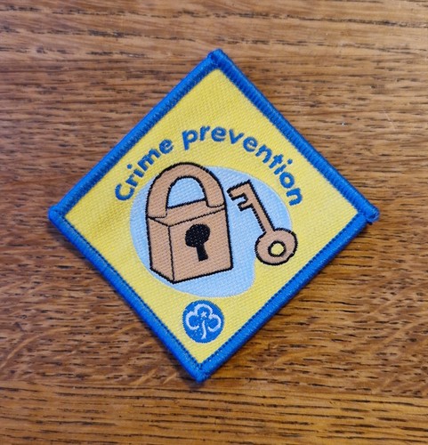 Girlguiding old crime - old,