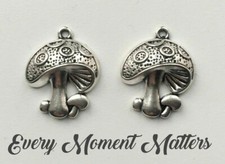 10 x Tibetan Silver FAIRY