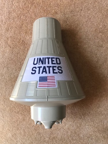 Action man space - man, capsule