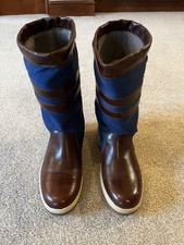 Quayside sailing boots