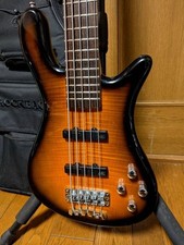 Warwick streamer 5 string bass