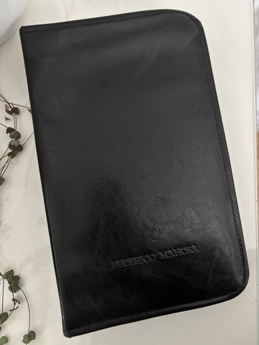 Large sample case black - large,
