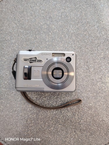 Casio digital camera exilim - casio,