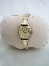 TIMEX WATCH VINTAGE Q T CELL  GOLD STAINLESS STEEL EXPANDABLE BRACELET GENUINE