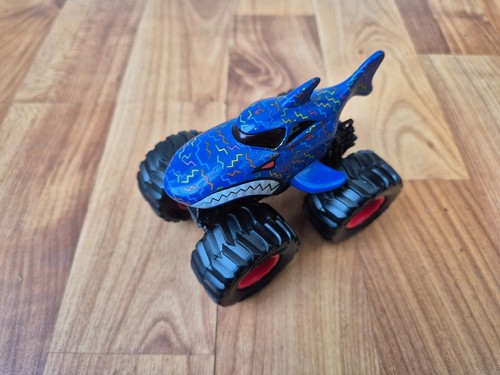 Hot wheels monster - monster, 1/64