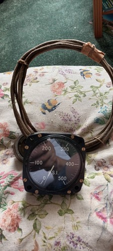 Pressure gauge for aircraft - pressure, an