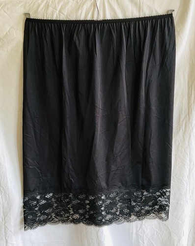 Black nylon underskirt size - black,