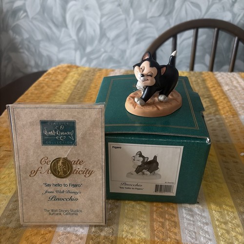 Wdcc pinocchio figaro say - pinocchio, “say