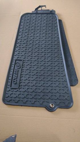 Moulded rubber car - moulded, floor