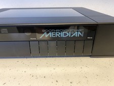 Meridian G08 . 2  upsampling  CD player
