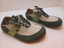 Terra Plana Running Shoes