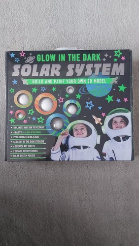 Glow the dark solar - in,